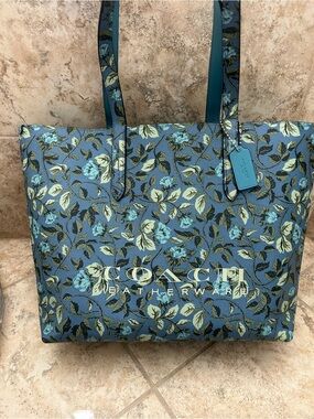 New Coach 55181 Highline Tote Sleeping Rose Floral Print Blue Coated Canvas LG